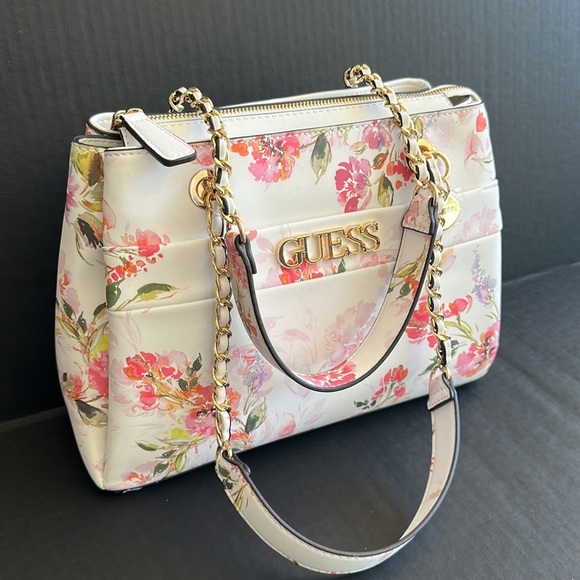 New GUESS Mattia Floral Satchel - Picture 1 of 11